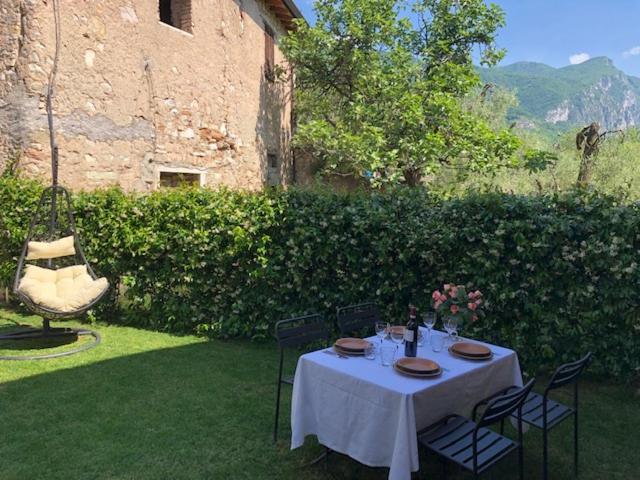 B&B Il Sogno Nel Borgo Gargnano Buitenkant foto