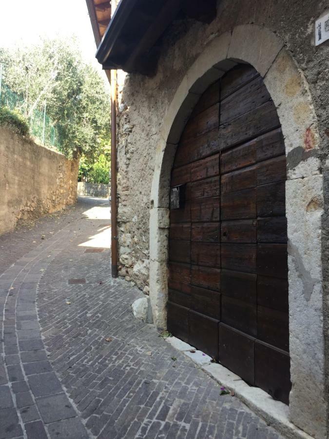 B&B Il Sogno Nel Borgo Gargnano Buitenkant foto